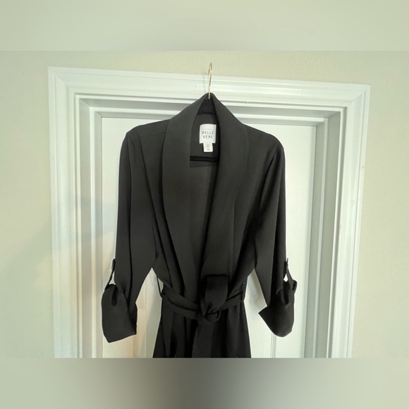 Belle Vere Black light weight long trench.  Size Large - Picture 2 of 4